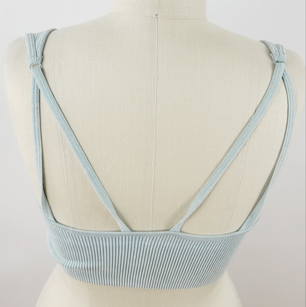 FOREVER 21 Ribbed Tank Top Size S/M - Picture 4 of 6